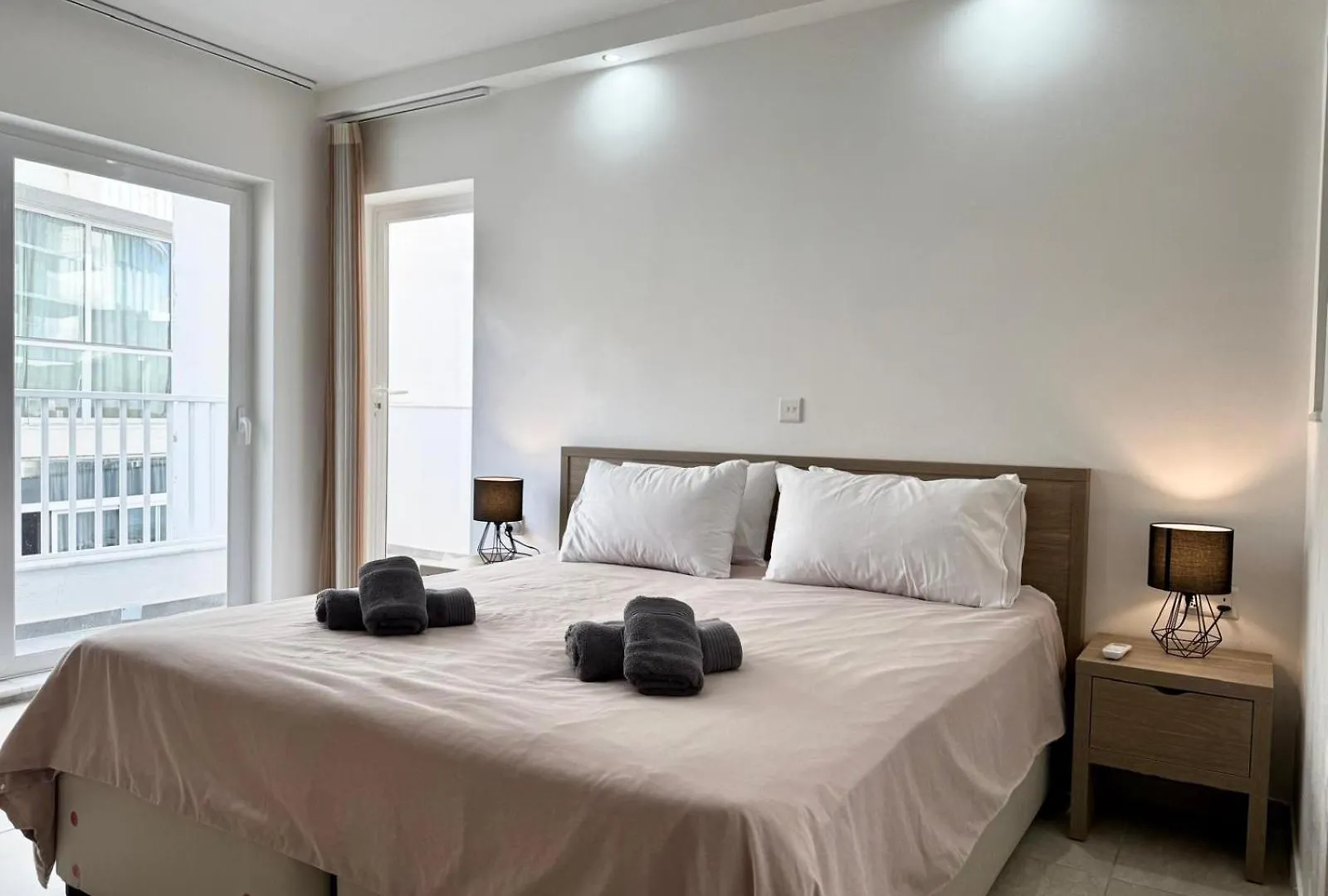 Modern Retreat In The Heart Of St Julians Apartment Saint Julian's